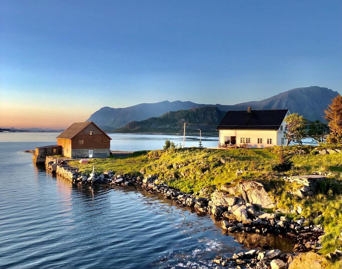 Villa Borgvag - A Unique Seafront Villa In The Heart Of Lofoten Bostad Exterior photo