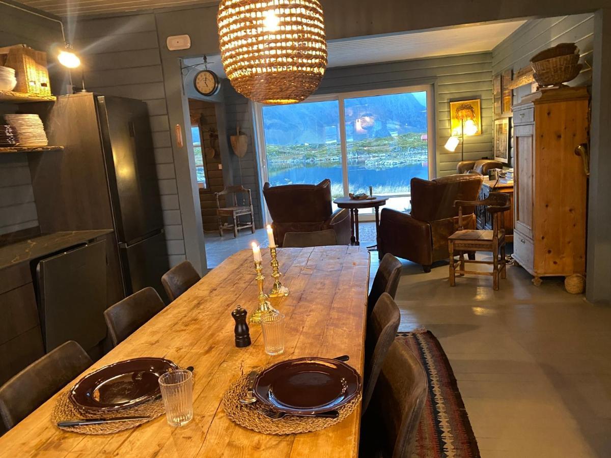 Villa Borgvag - A Unique Seafront Villa In The Heart Of Lofoten Bostad Exterior photo