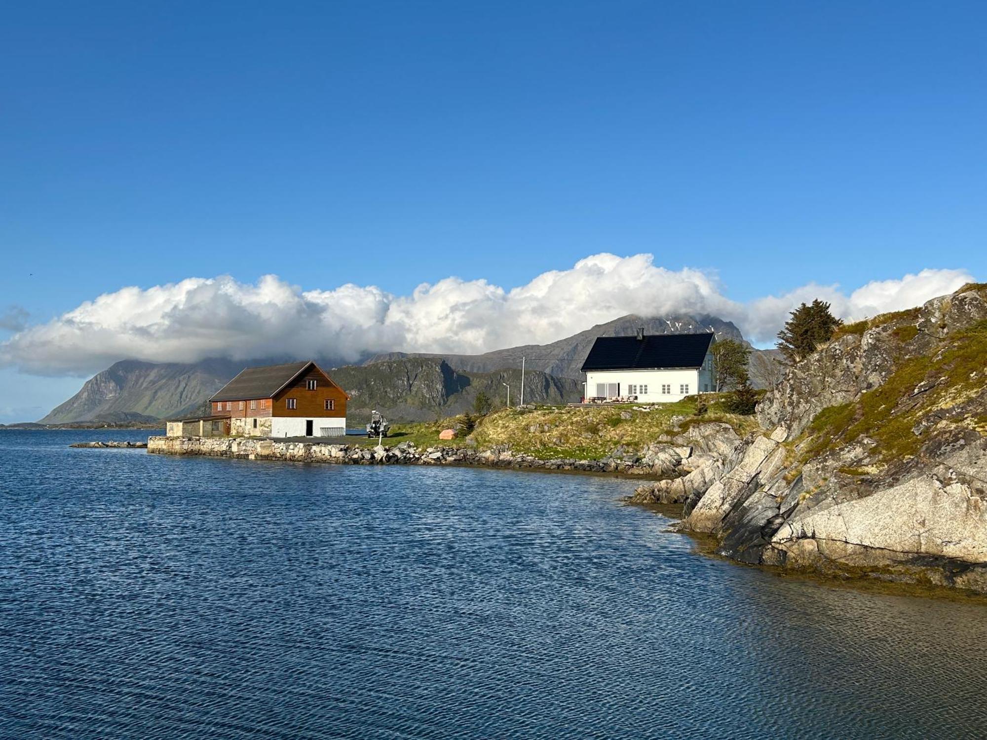 Villa Borgvag - A Unique Seafront Villa In The Heart Of Lofoten Bostad Exterior photo